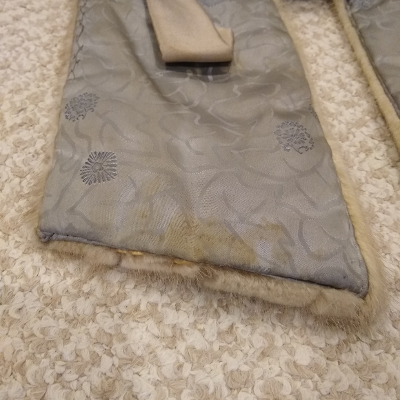 Vintage 1950s Mink Wrap - Picture 8 of 9